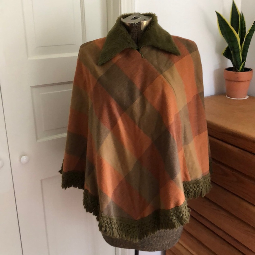 Handmade immaculate vintage cape poncho wool